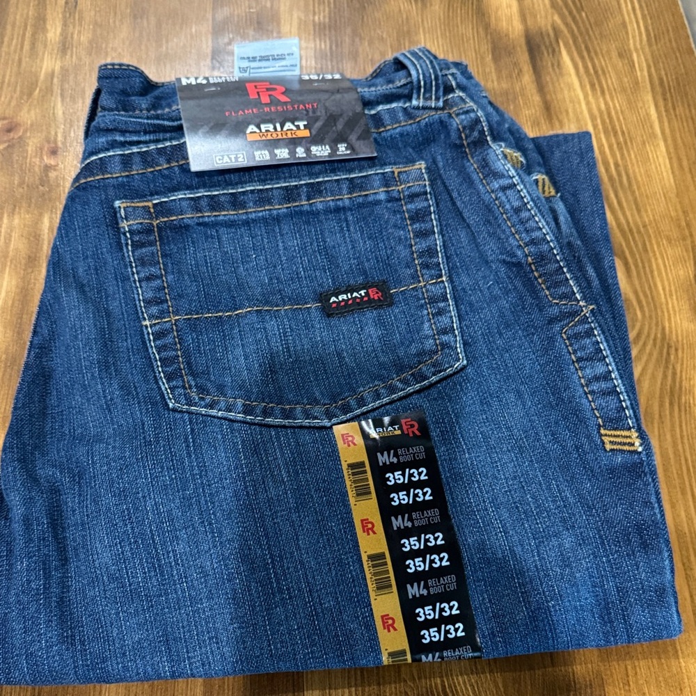 Ariat Men's Relaxed Fit Dark Blue Jeans